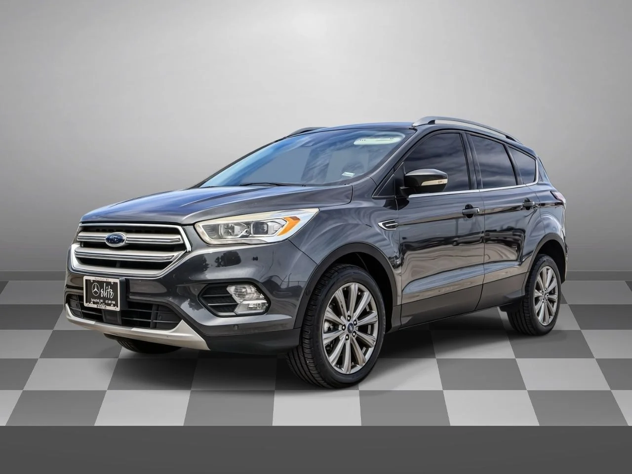 Used 2018 Magnetic Ford Titanium image 2