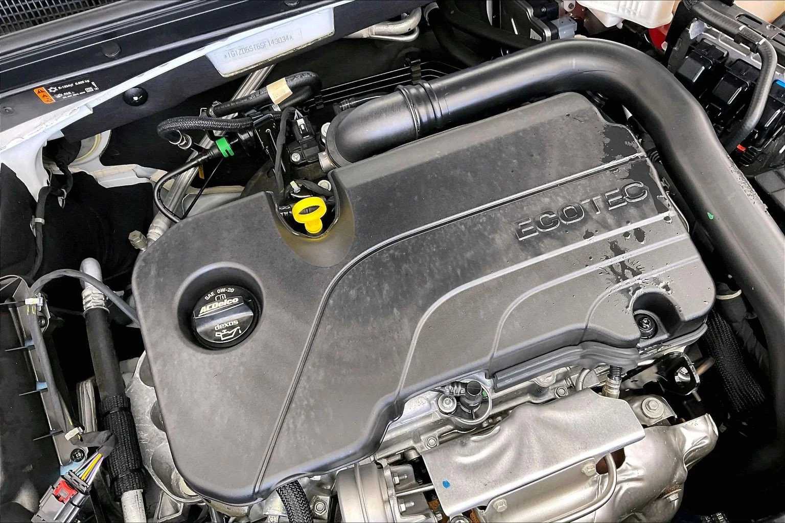 Used 2025 Summit White Chevrolet LT image 33
