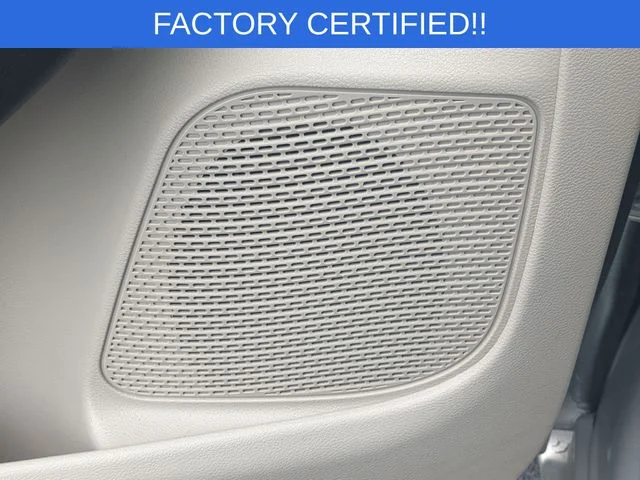 Used 2024 Silver Chrysler Touring L image 15