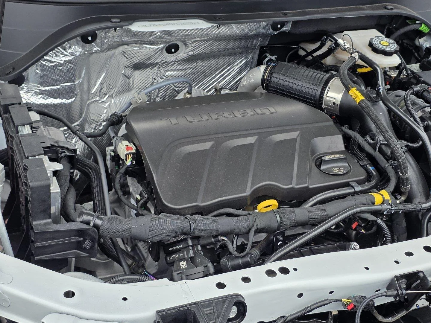Used 2026 Summit White Chevrolet LS image 32