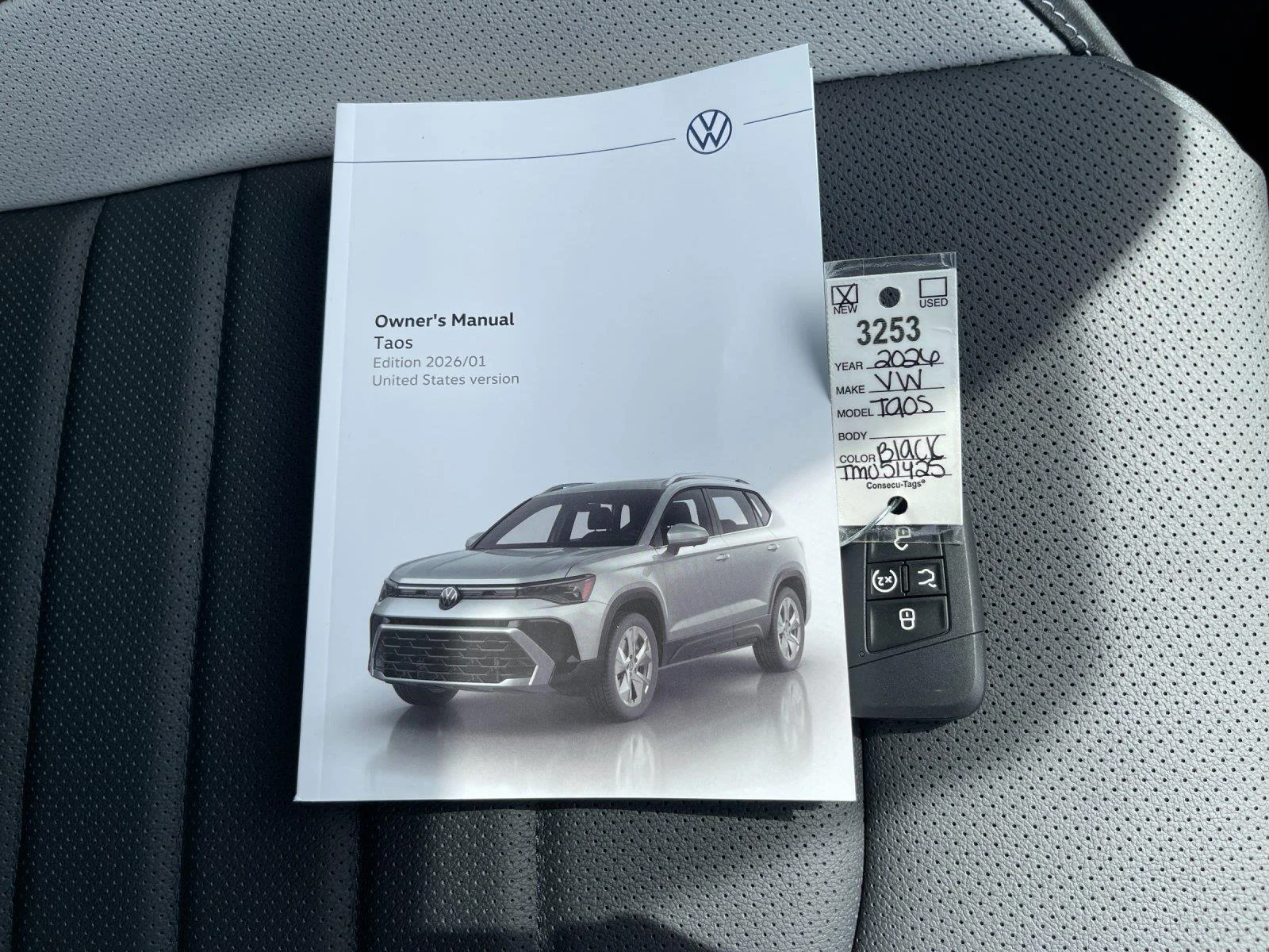 New 2026 Deep Black Pearl Volkswagen SEL image 41