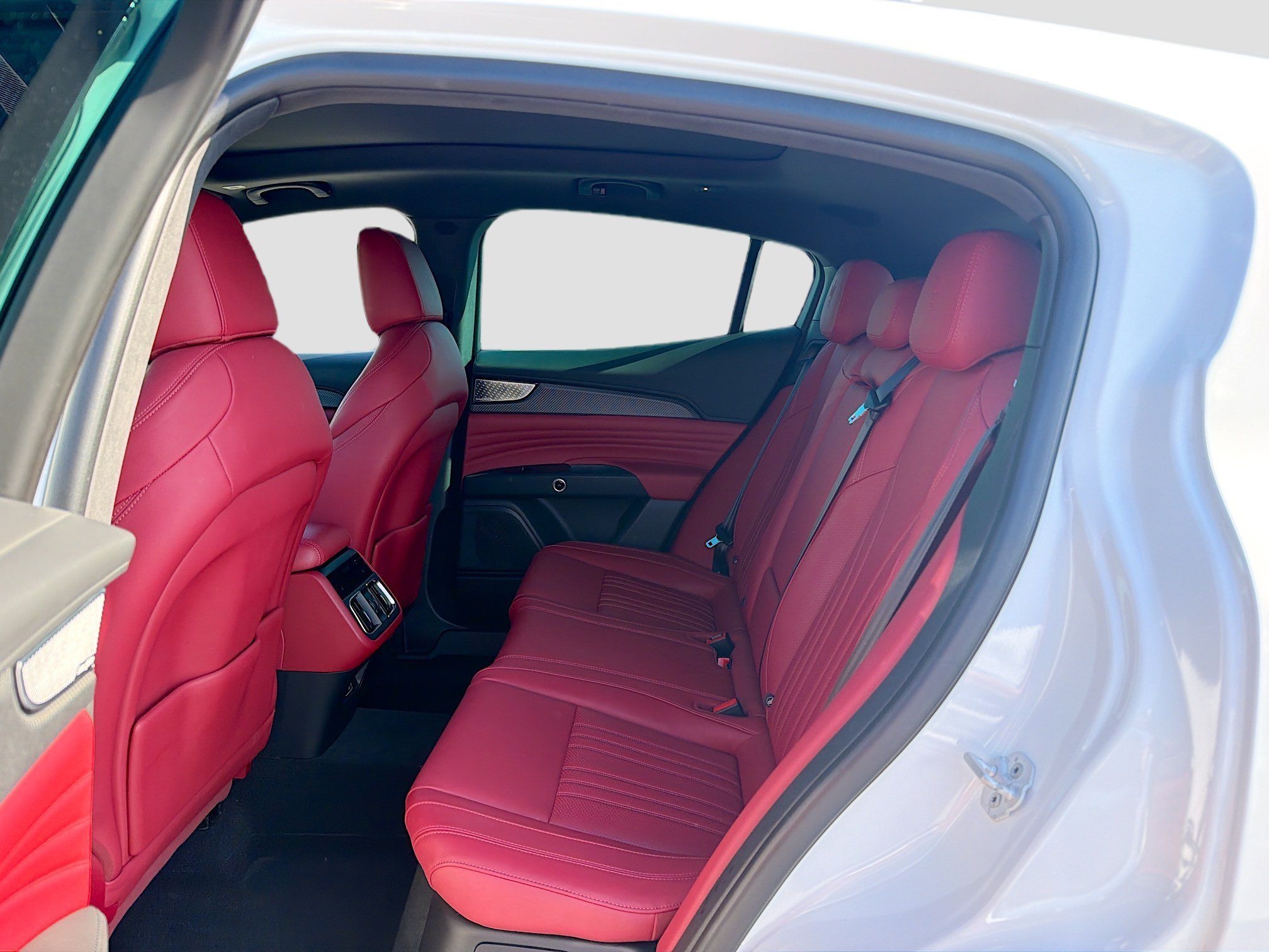 Used 2023 Bianco Maserati Modena image 22