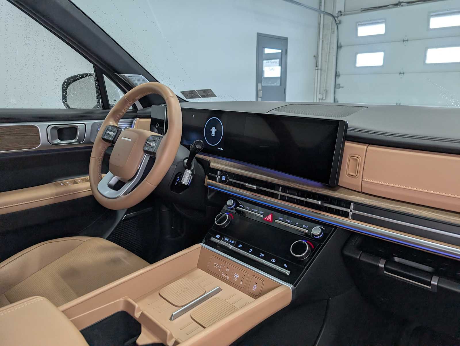 Used 2025 Serenity White Hyundai Limited image 45