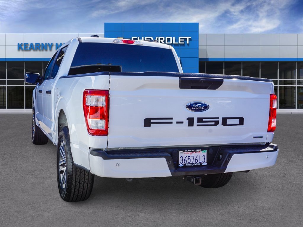 Used 2022 White Ford XL image 4