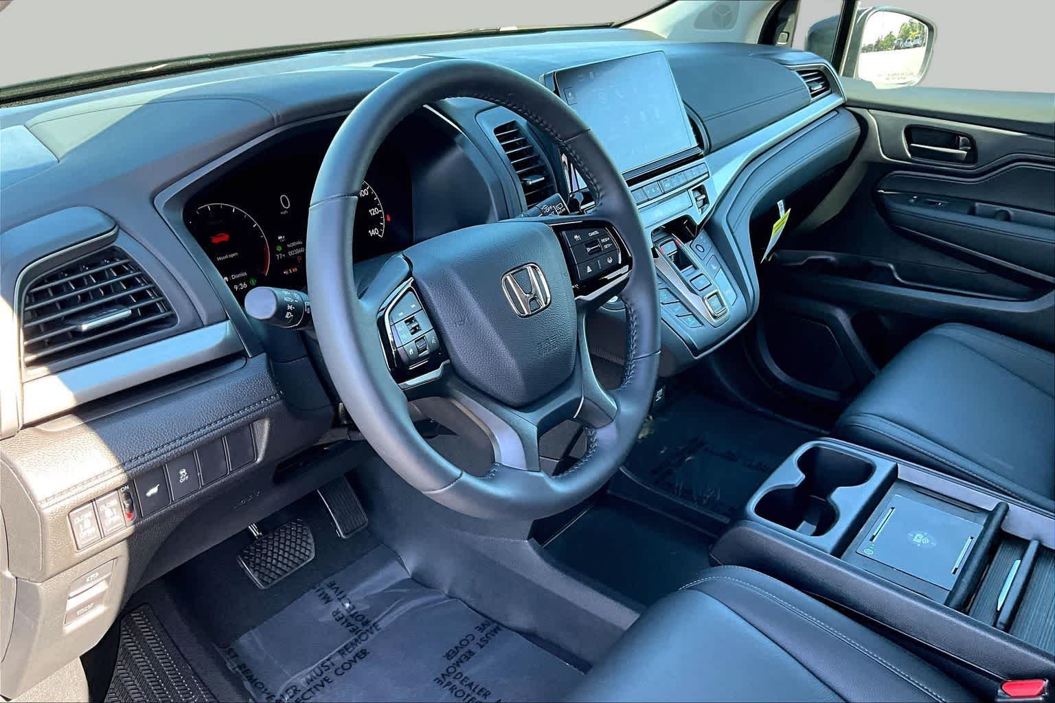 2026 Honda Odyssey EX-L - Photo 17