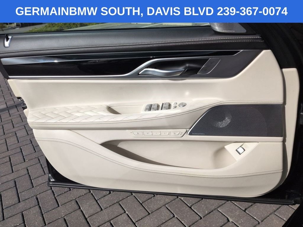 Certified Used 2022 Black Sapphire Metallic BMW ALPINA B7 xDrive image 29