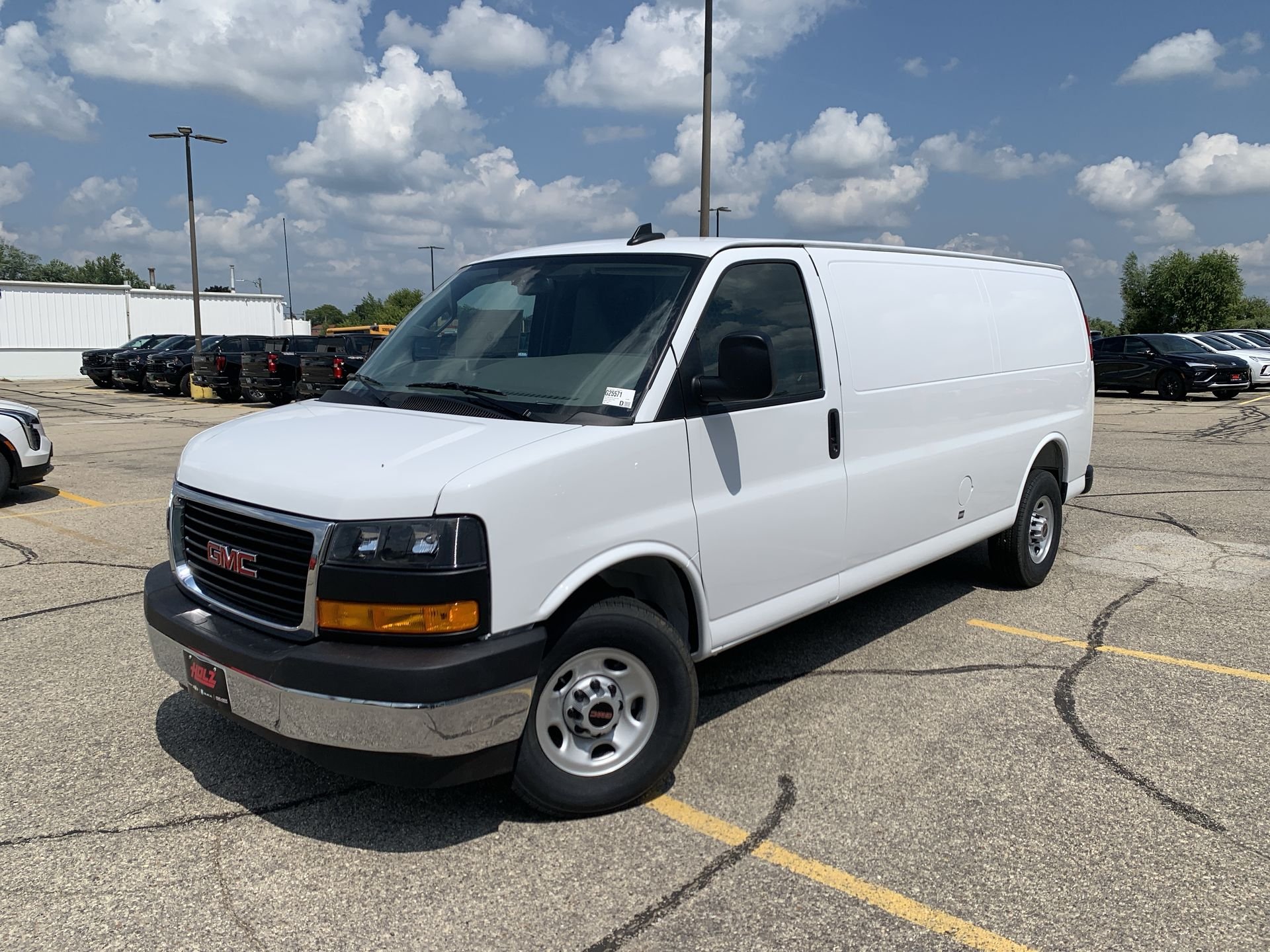 New 2025 Summit White GMC Work Van image 54