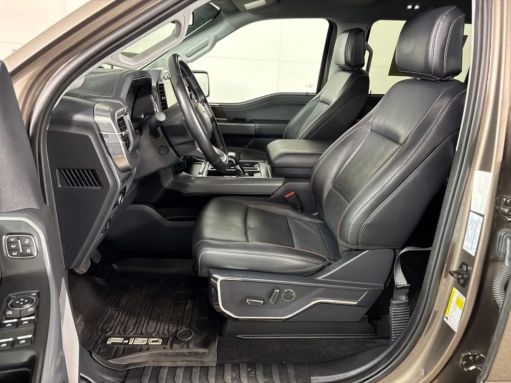 Certified Used 2023  Ford Lariat image 30