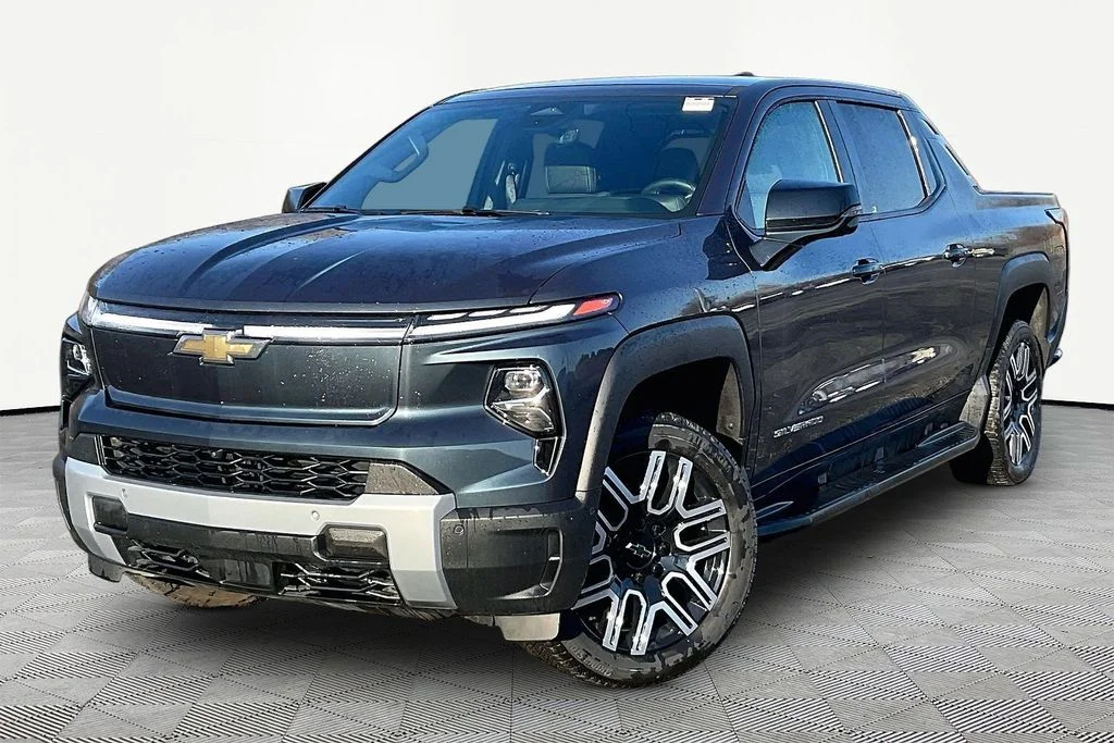 2026 Chevrolet Silverado EV LT Max Range's photo