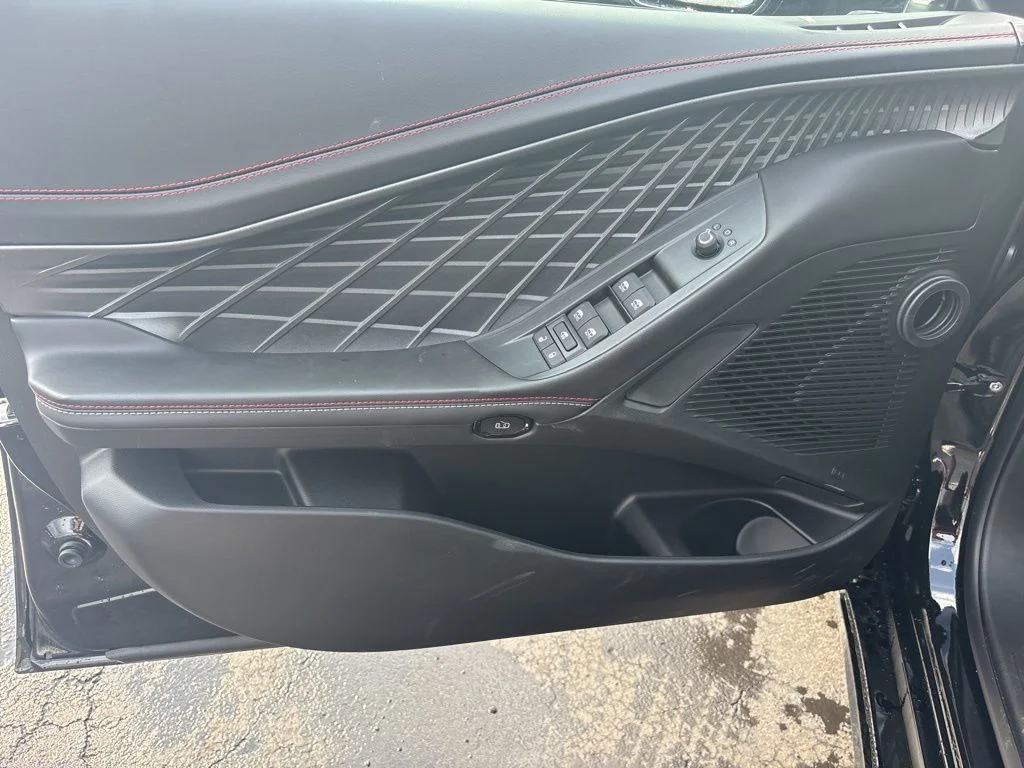 New 2026 Diamond Black Crystal Pearlcoat Dodge R/T image 10