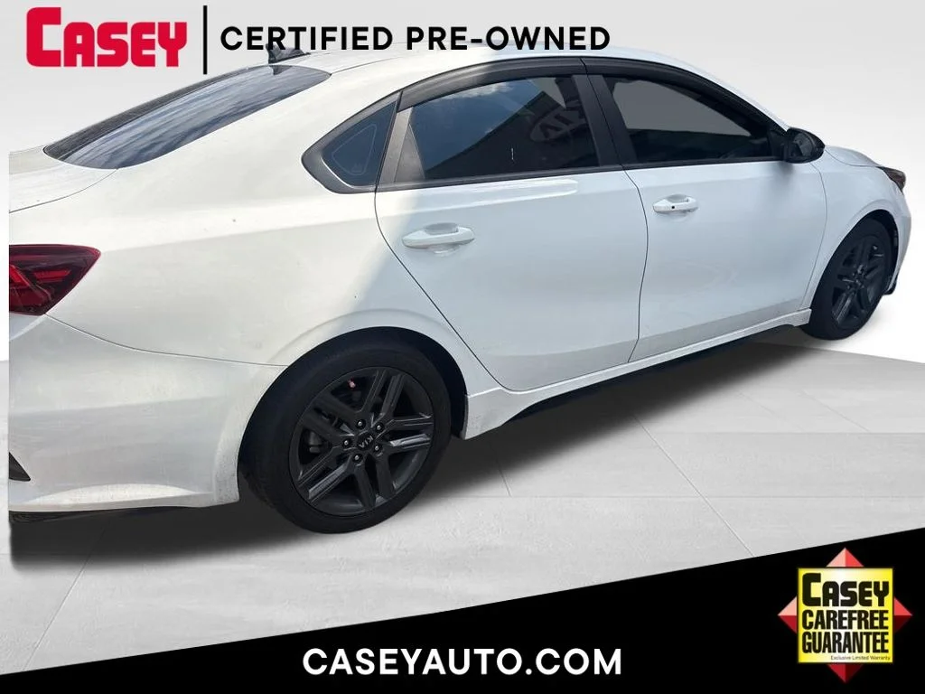 2021 Kia Forte GT-Line AT's photo