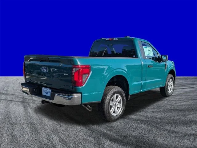 New 2026 Agate Black Metallic Ford XL image 4