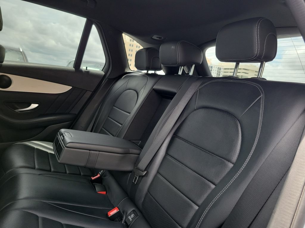 Certified Used 2022 Silver Mercedes-Benz GLC 300 image 12