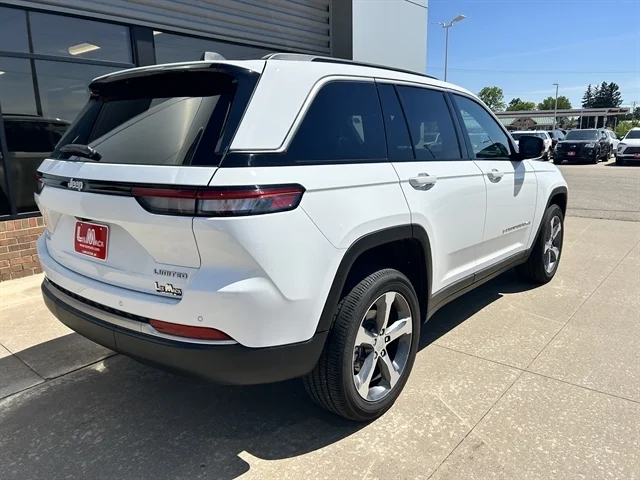 Used 2026 WHITE JEEP Limited image 4