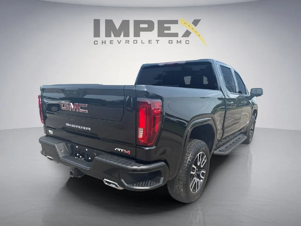 Used 2025 Onyx Black GMC AT4 image 5