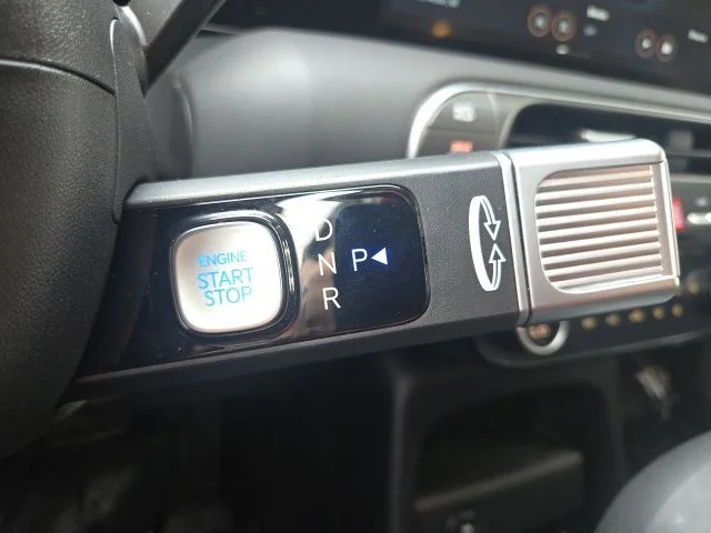 Used 2026 Silver Hyundai SEL Convenience image 28