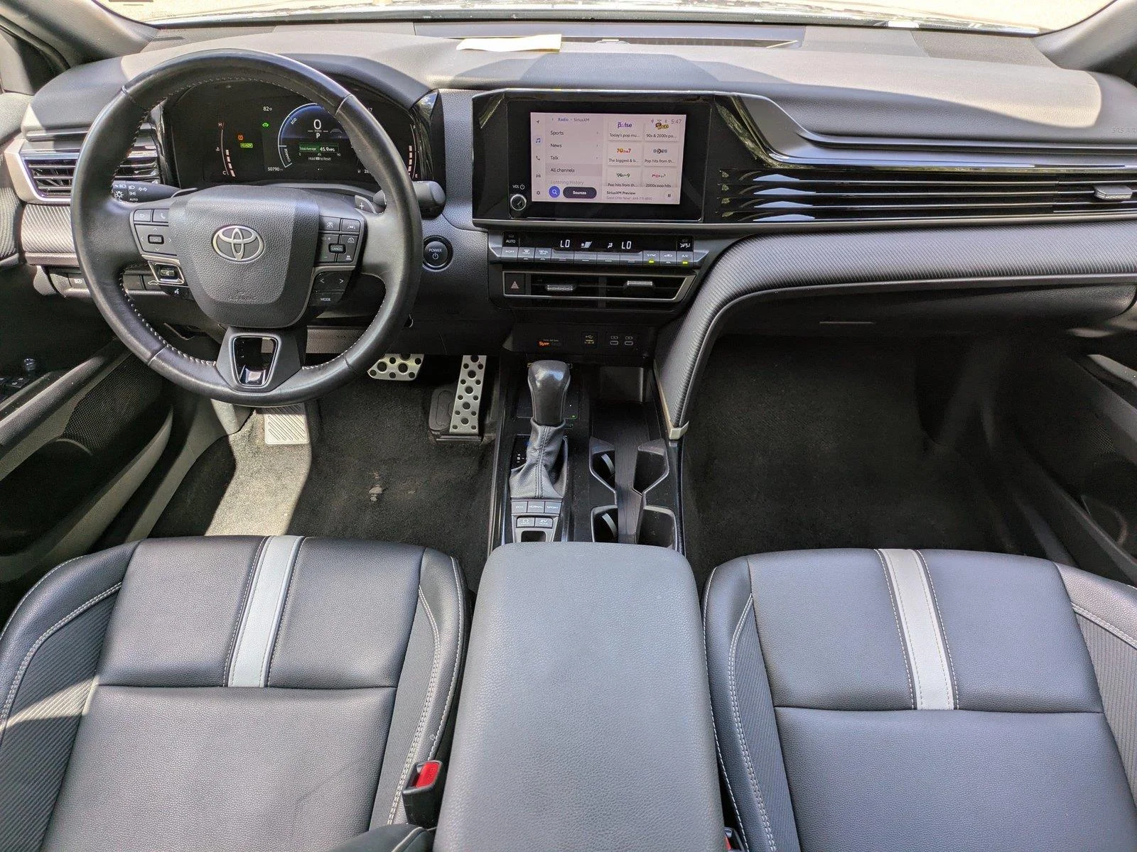 Certified Used 2025  Toyota SE image 14