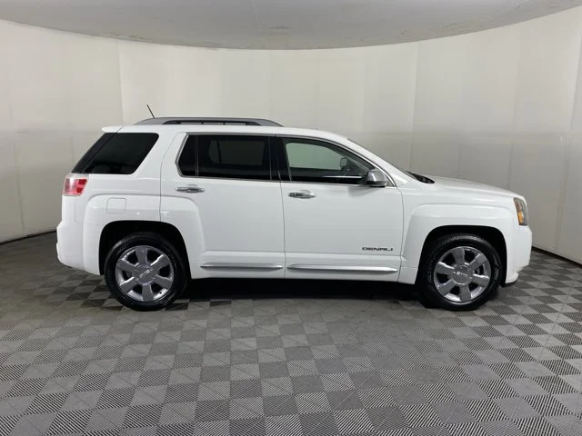 Used 2014 White GMC Denali image 7