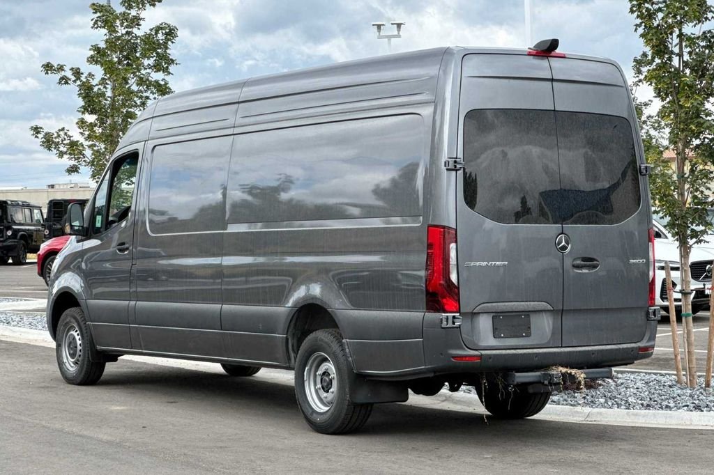 Used 2024 Gray Mercedes-Benz Cargo 170 WB image 3