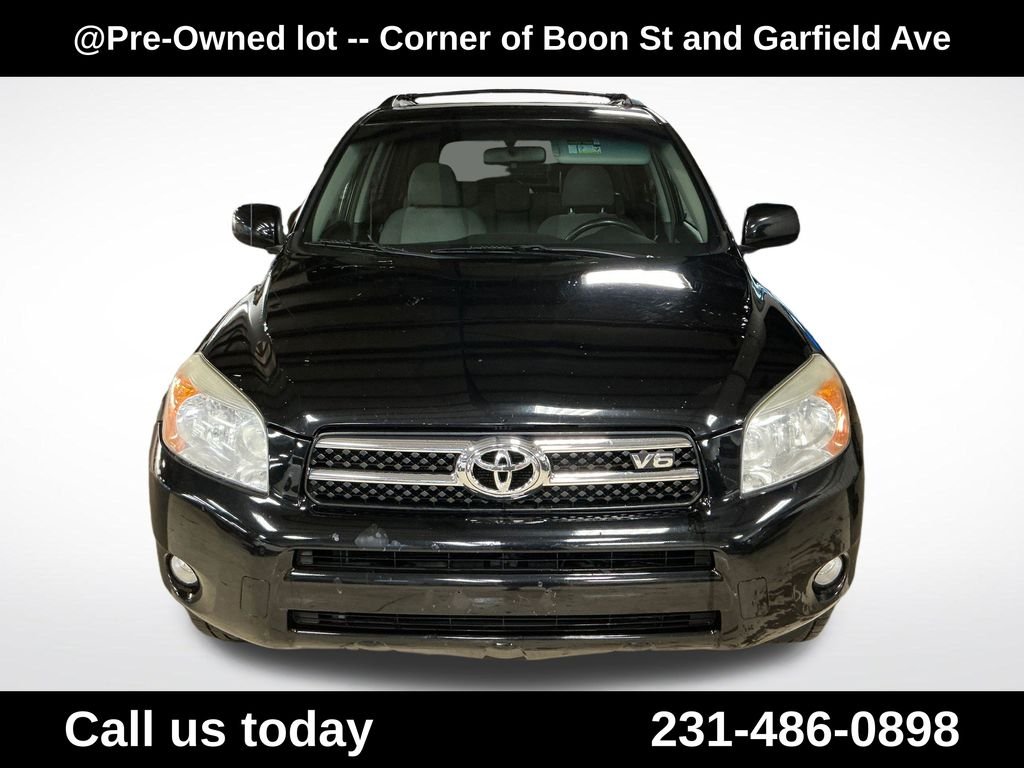Used 2006 Black Toyota Limited image 10