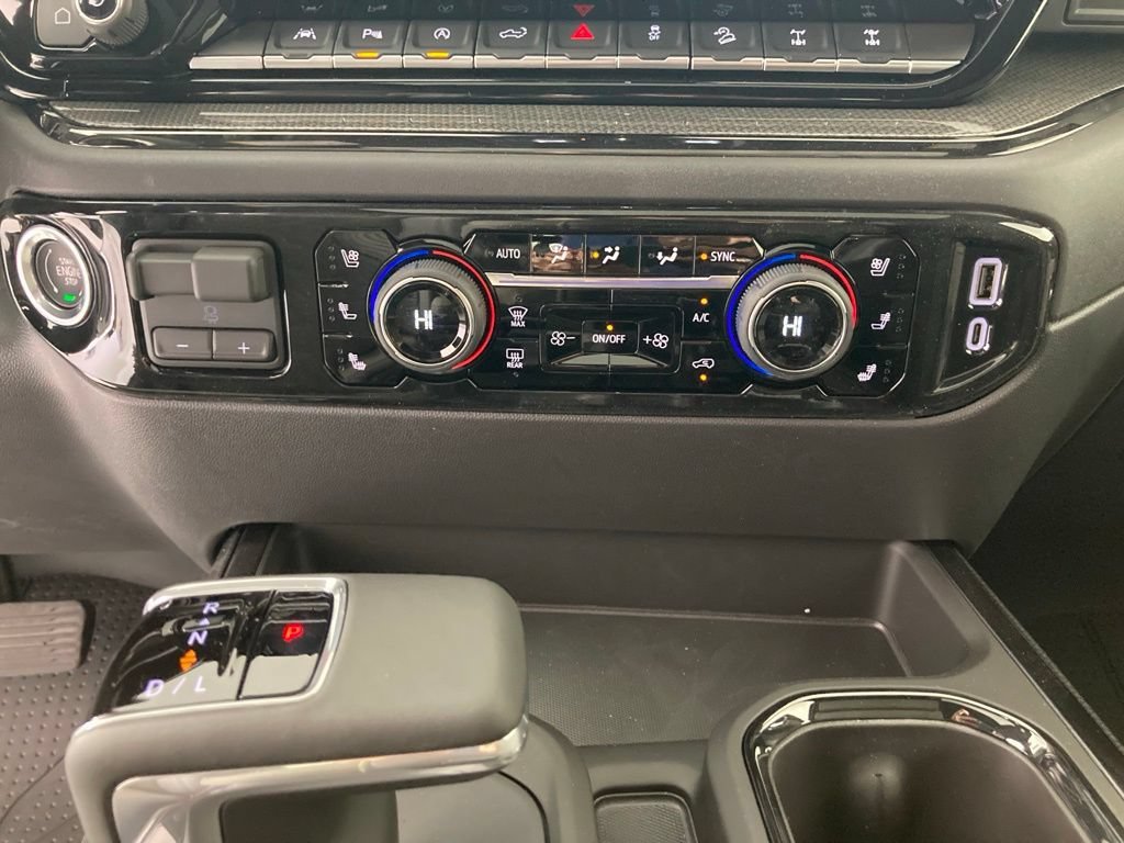 2026 Chevrolet Silverado 1500 ZR2 - Photo 9