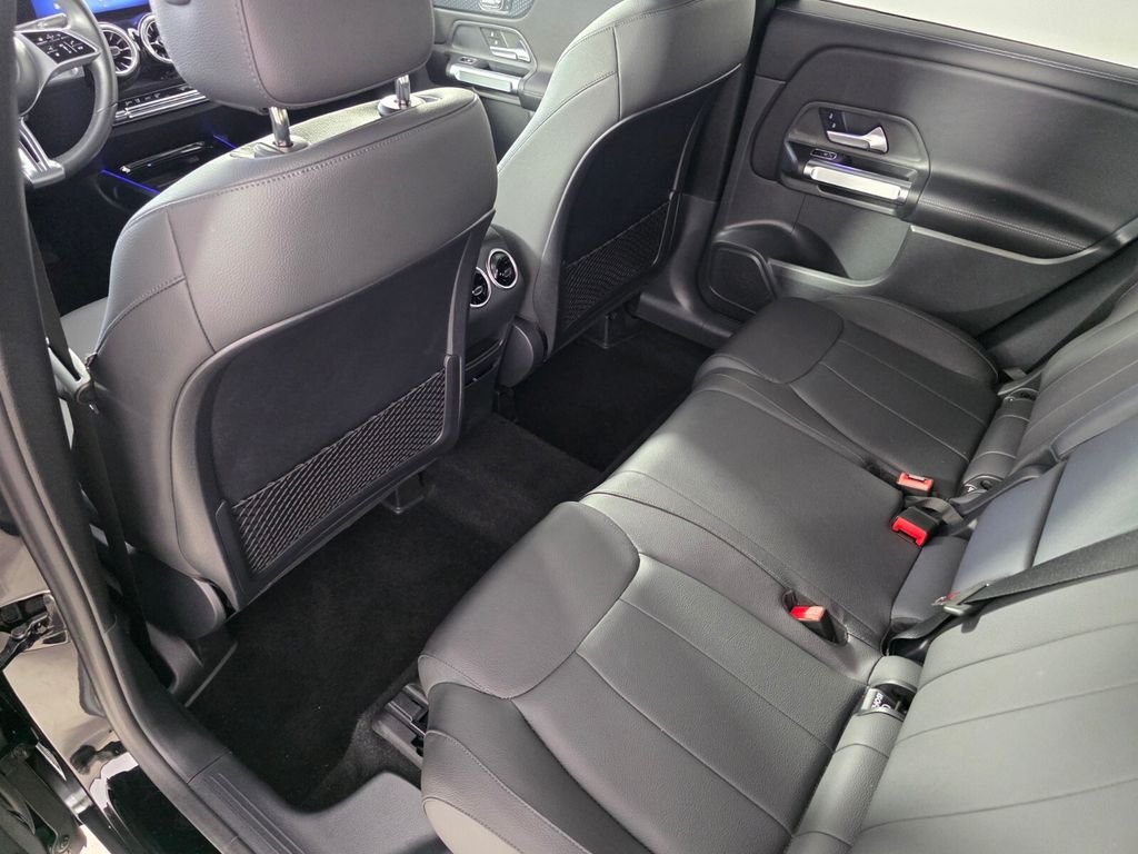 Certified Used 2025 Black Mercedes-Benz GLB 250 image 13