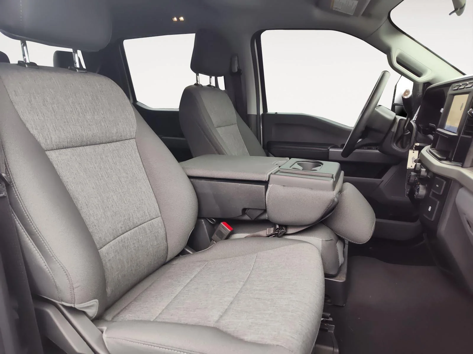 Used 2024 Oxford White Ford XL image 15