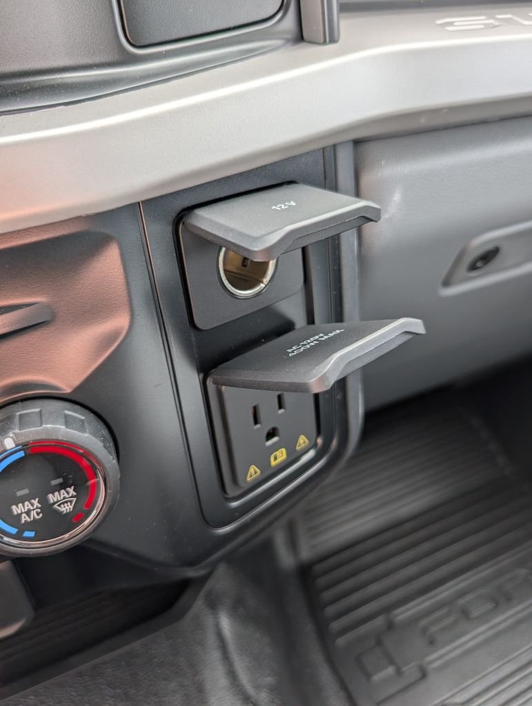 2026 Ford F-350 Super Duty Chassis Cab XL - Photo 17