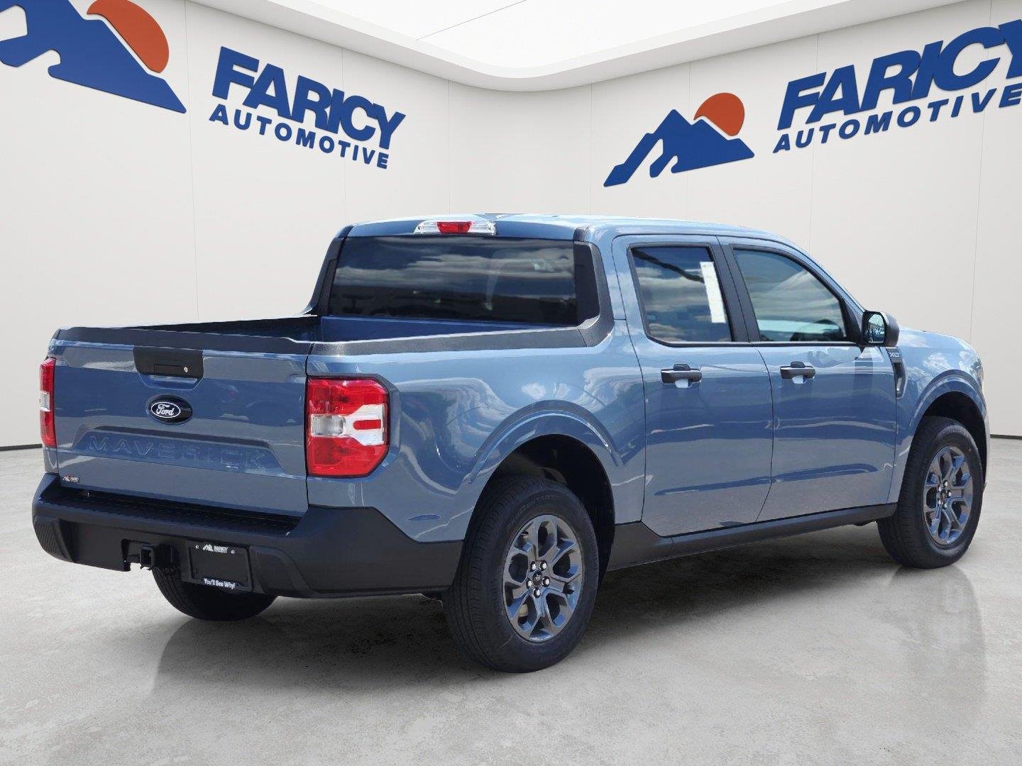 New 2026 Azure Gray Metallic Tri-Coat Ford XLT image 4