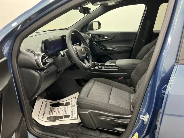 2027 Chevrolet Equinox LT - Photo 20