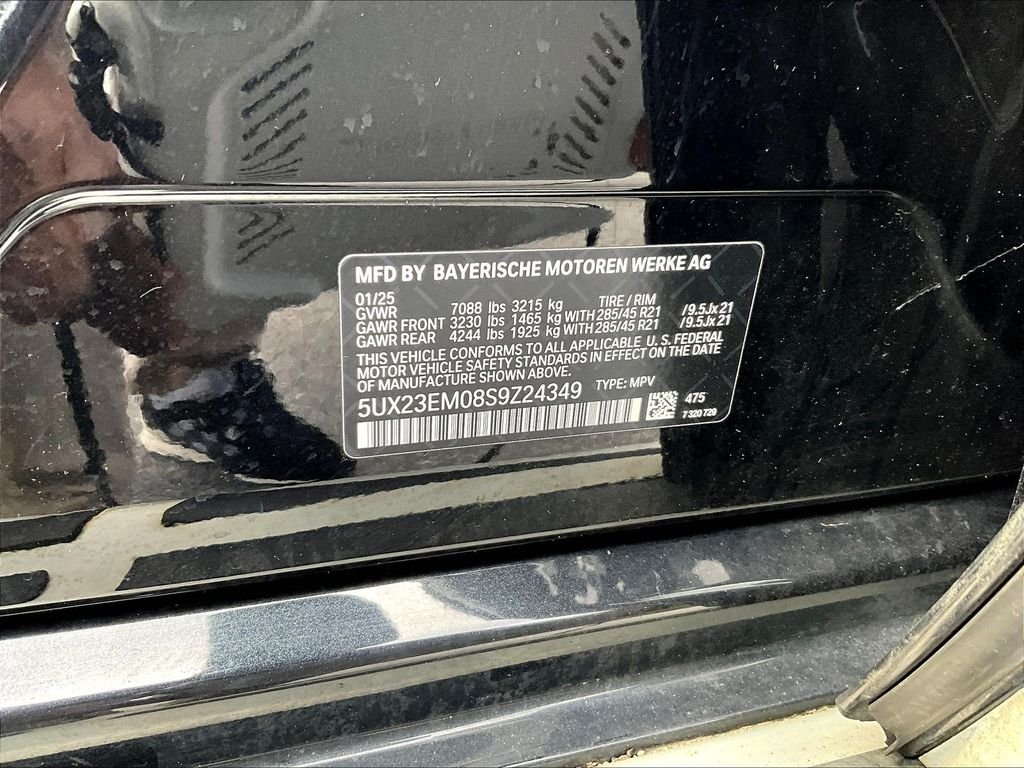 Used 2025 Black BMW xDrive40i image 37