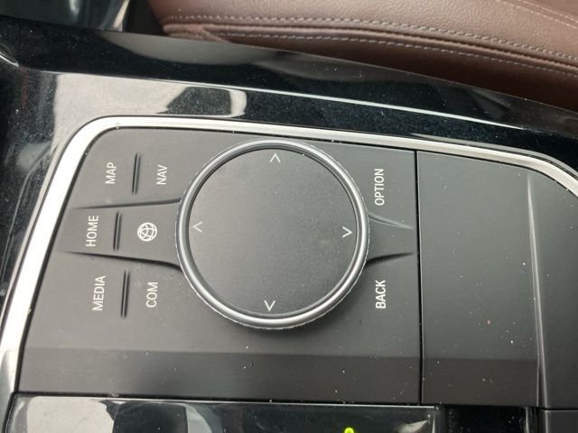 Used 2023 Gray BMW xDrive30i image 35