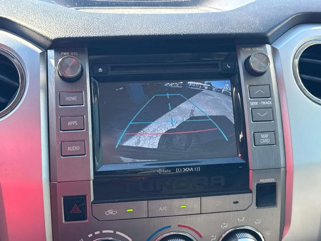 Used 2015 Gray Toyota SR5 image 43