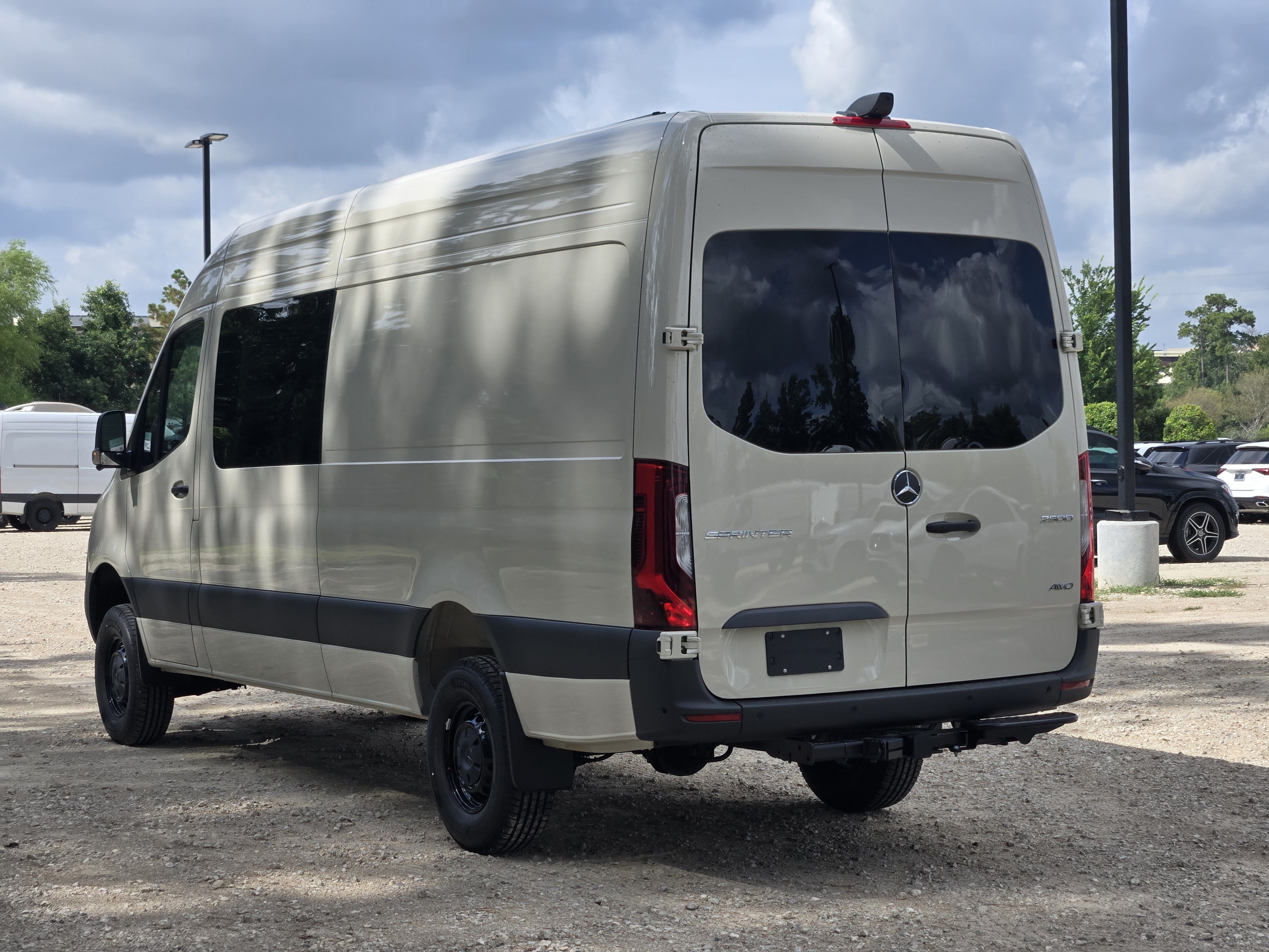 New 2026 Pebble Gray Mercedes-Benz Crew 170 WB image 5