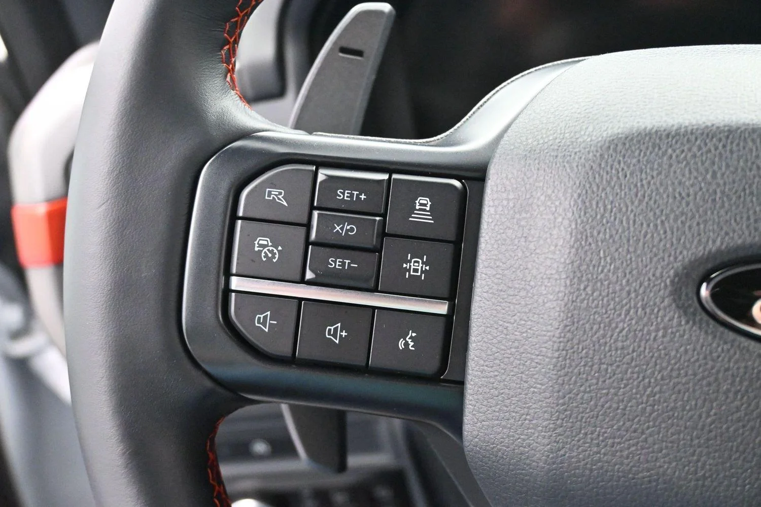 Used 2025 Oxford White Ford Raptor image 17