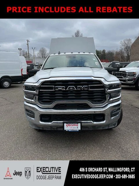 2025 RAM 3500 Chassis Tradesman - Photo 6