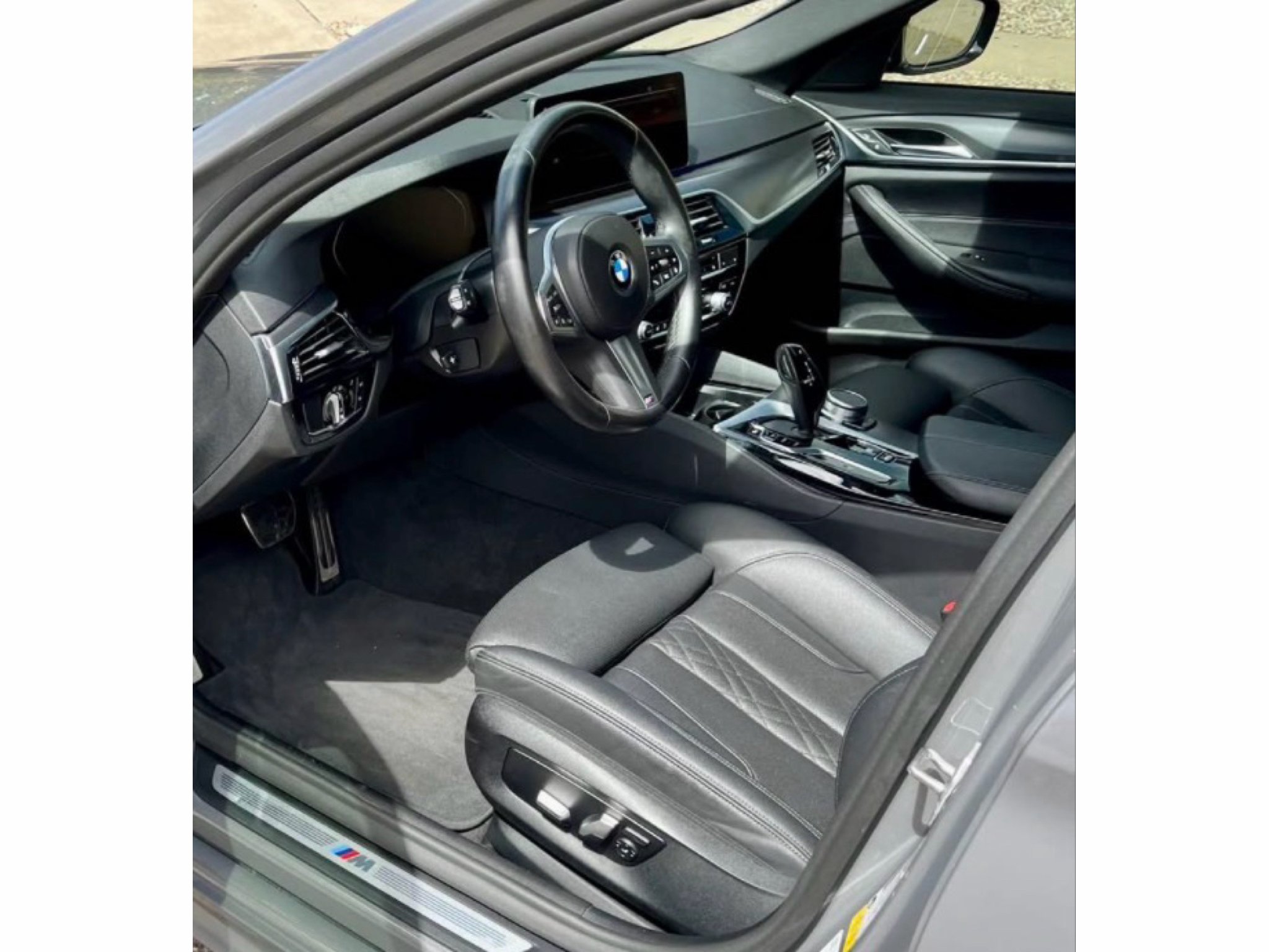 Used 2022 Bernina Grey Amber Effect Metallic BMW 530i image 7
