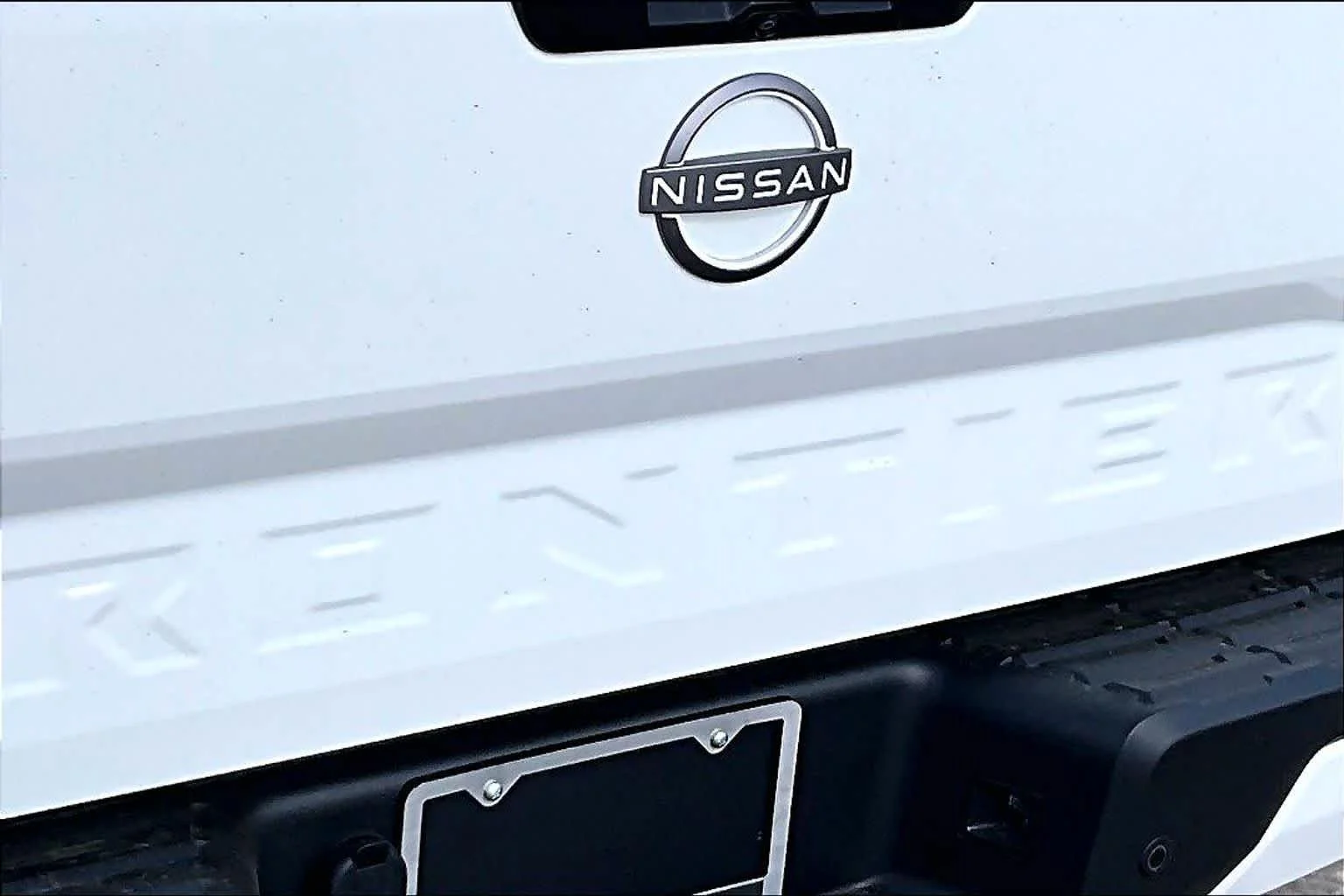 New 2026 Glacier White Nissan SV image 8