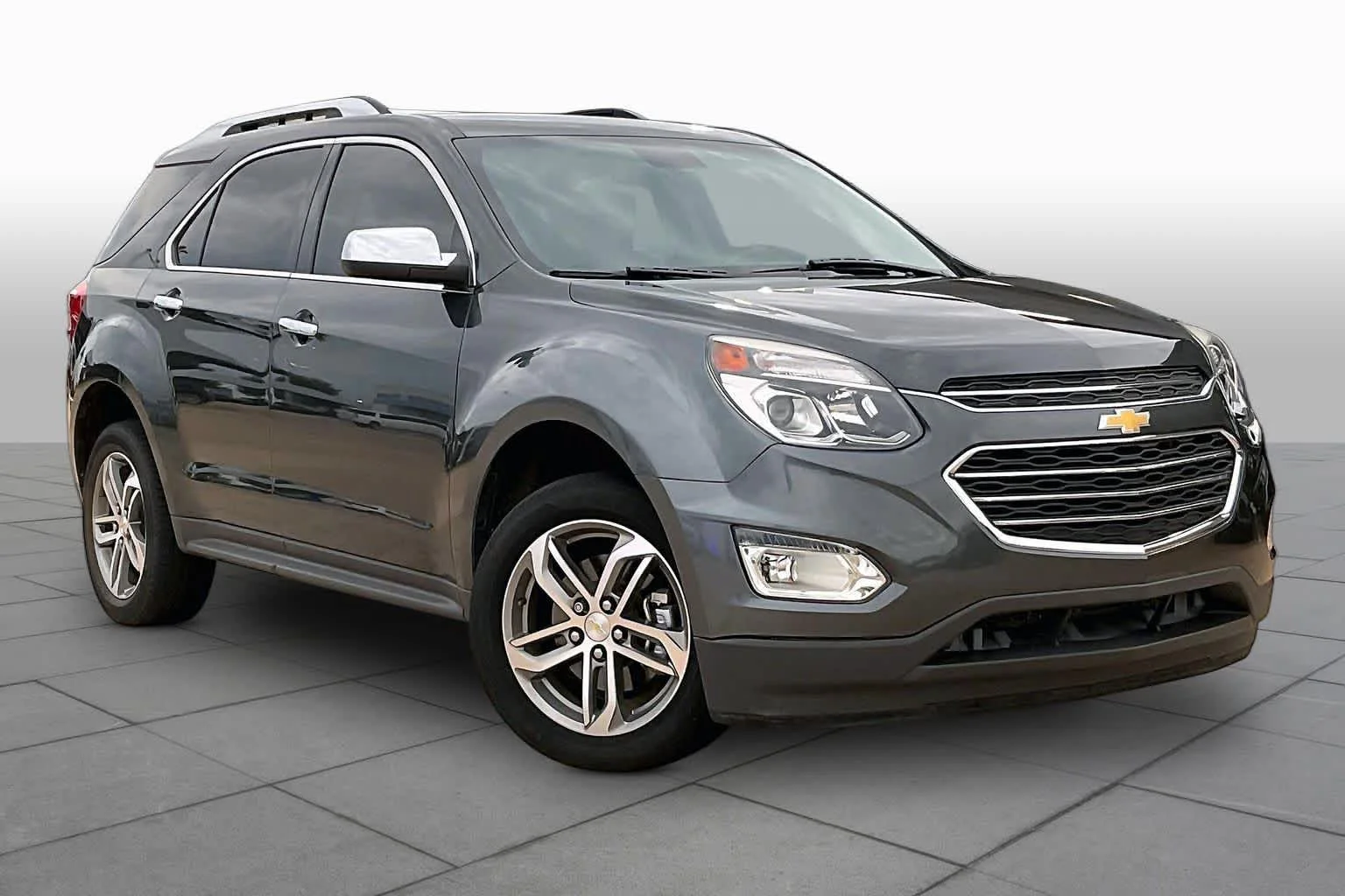 Used 2017 Nightfall Gray Metallic Chevrolet Premier image 3