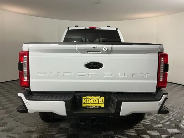 New 2026 Oxford White Ford XLT image 5