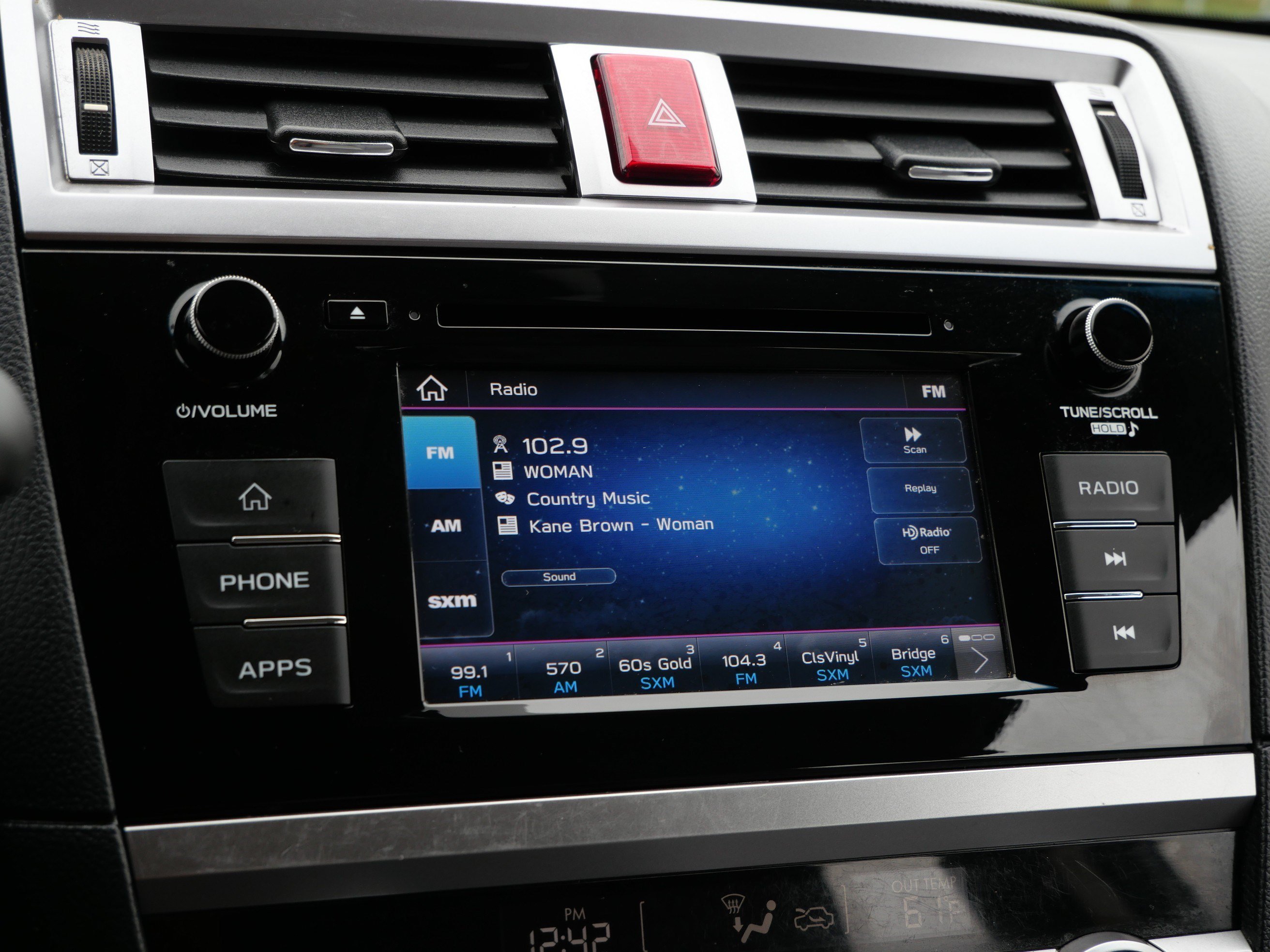 Used 2019 Magnetite Gray Metallic Subaru WGN 2.5I image 22