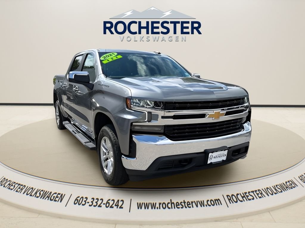 Used 2021 Steel Metallic Chevrolet LT image 9