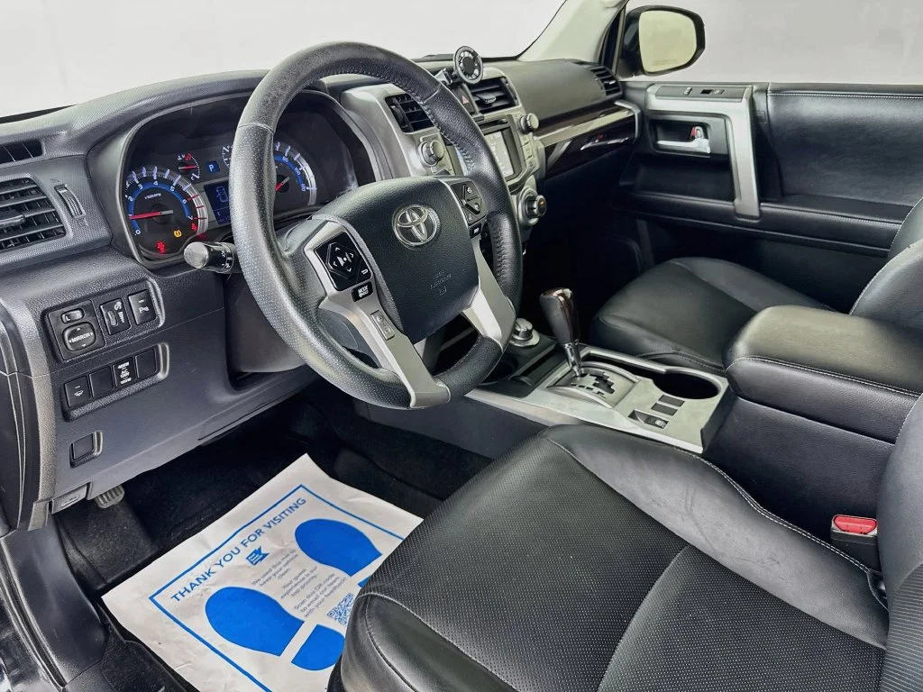 Used 2018 Midnight Black Metallic Toyota Limited image 10
