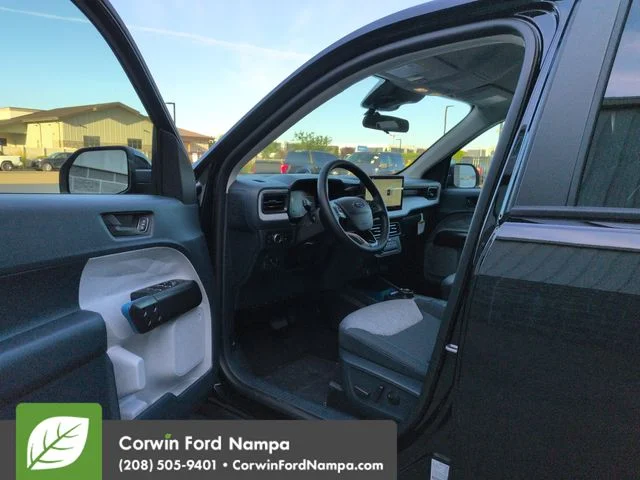 New 2026 Shadow Black Ford XLT image 9
