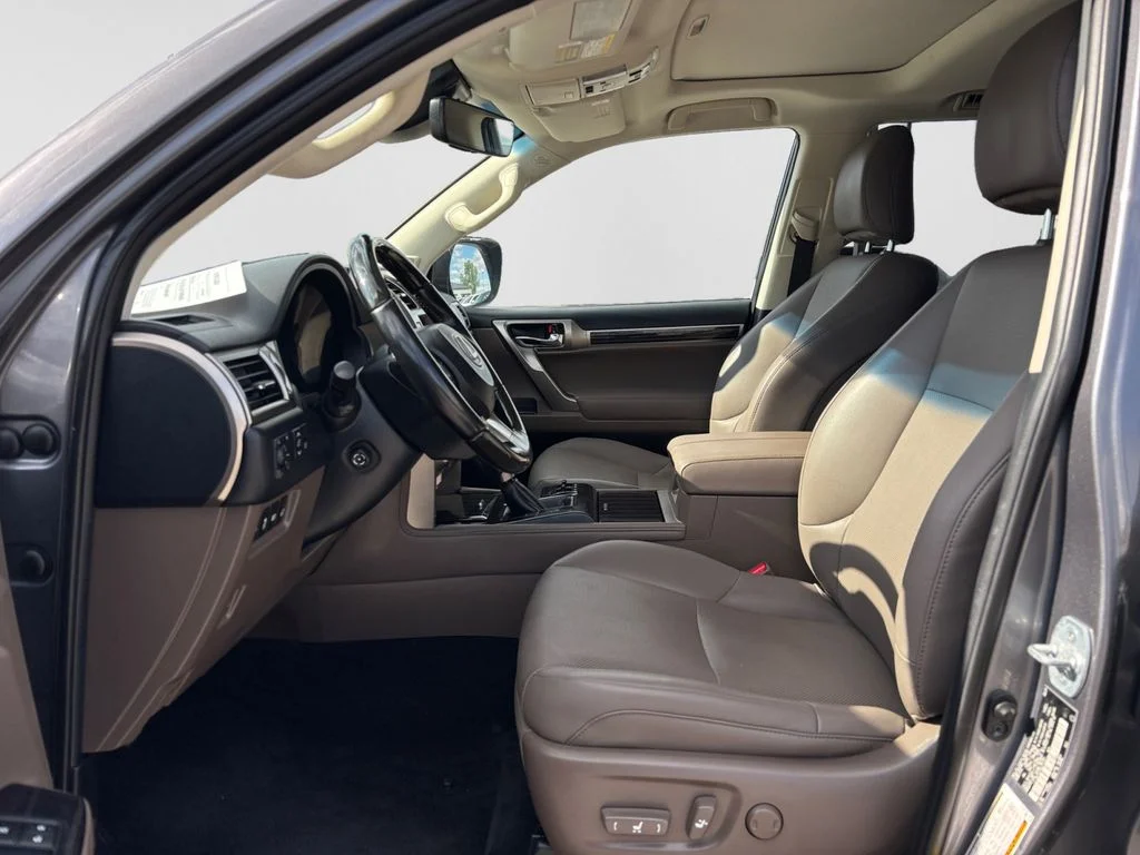 Used 2021 Gray Lexus 460 image 10