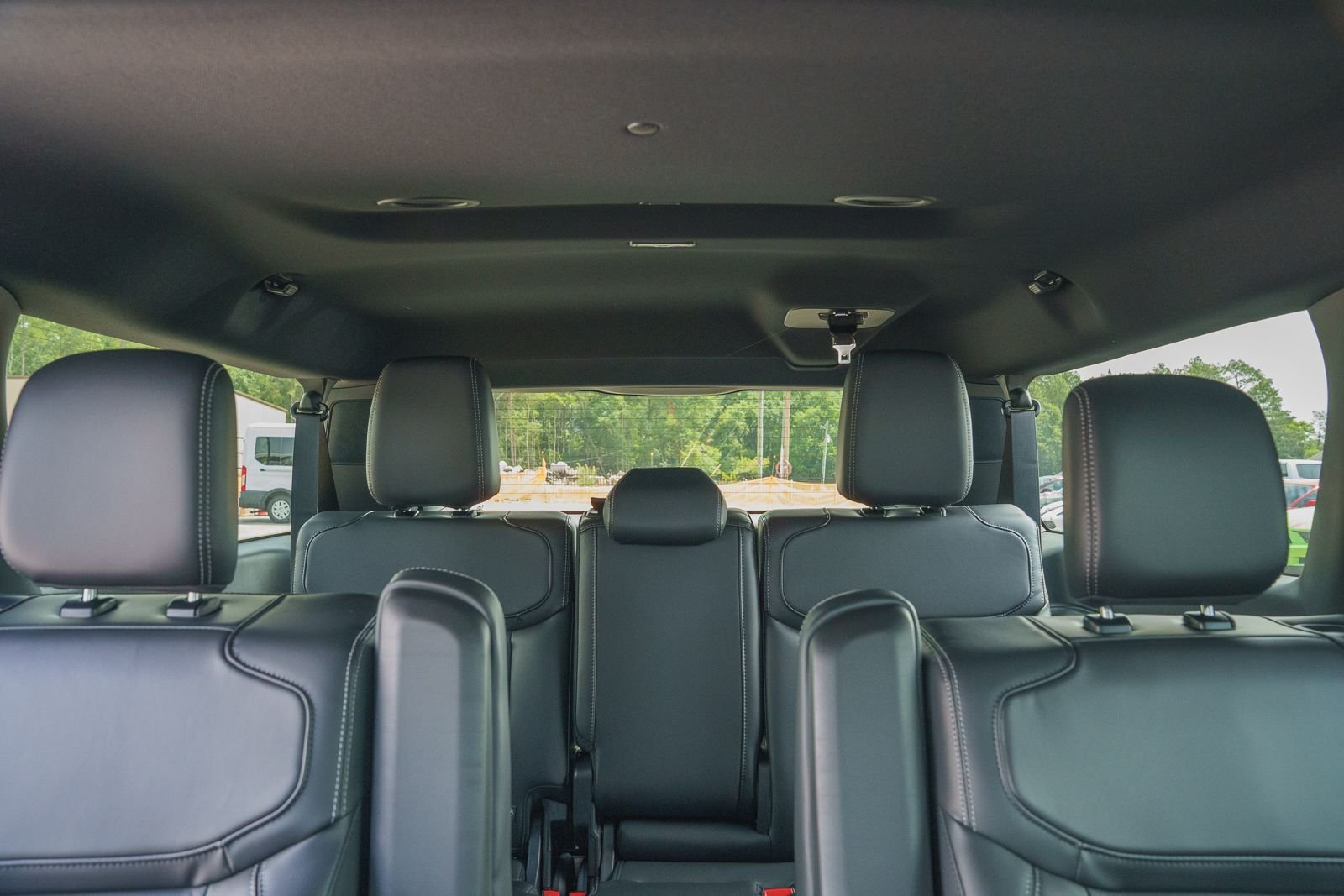 New 2026 Glacier Gray Metallic Tri-Coat Ford MAX Platinum® image 12
