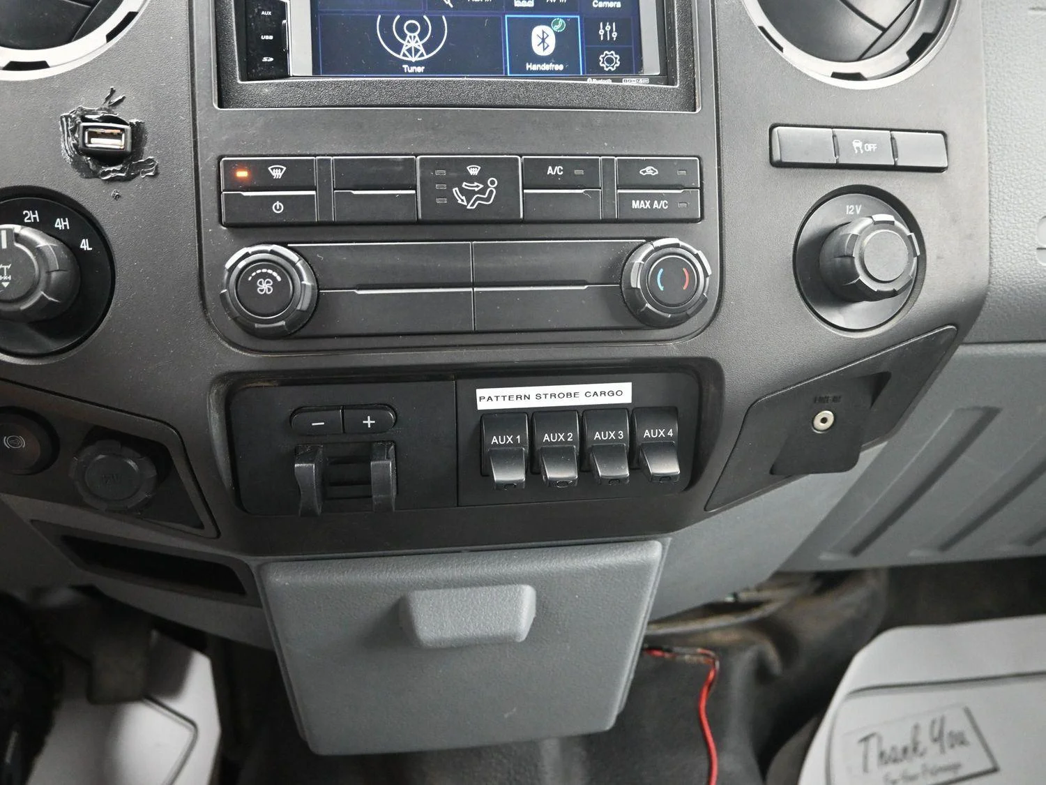 Used 2015 Oxford White Ford XL image 24