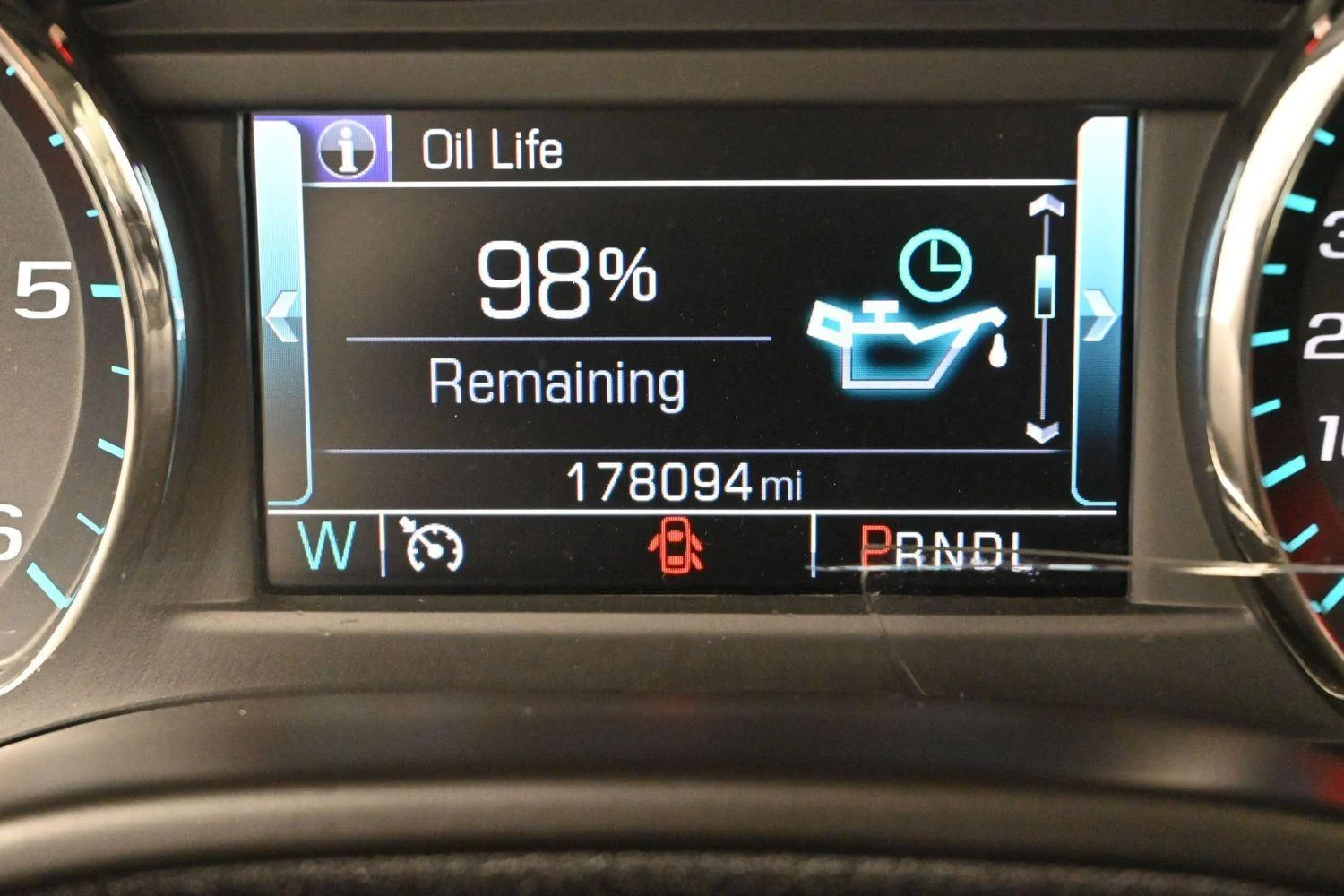 Used 2018 PEPPERDUST METALLIC Chevrolet LT image 24