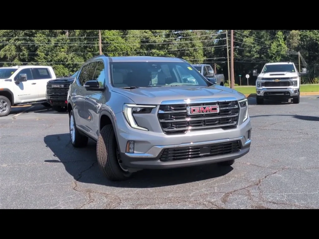 New 2026 Sterling Metallic GMC Elevation image 27
