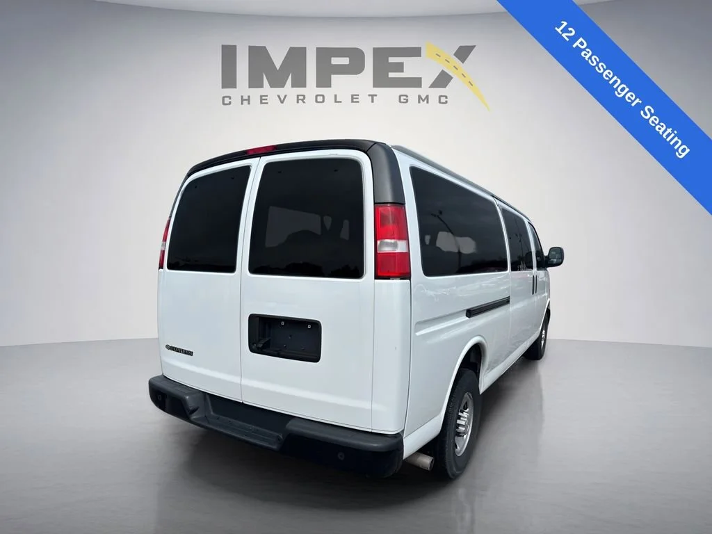 Used 2023 Summit White Chevrolet 1LS image 4
